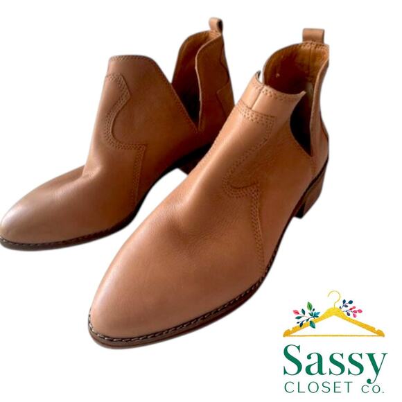 Lucky Brand Shoes - Lucky Brand Macee Tan Leather V Notch Ankle Booties 7 Pointed Toe Low Heel NWOT